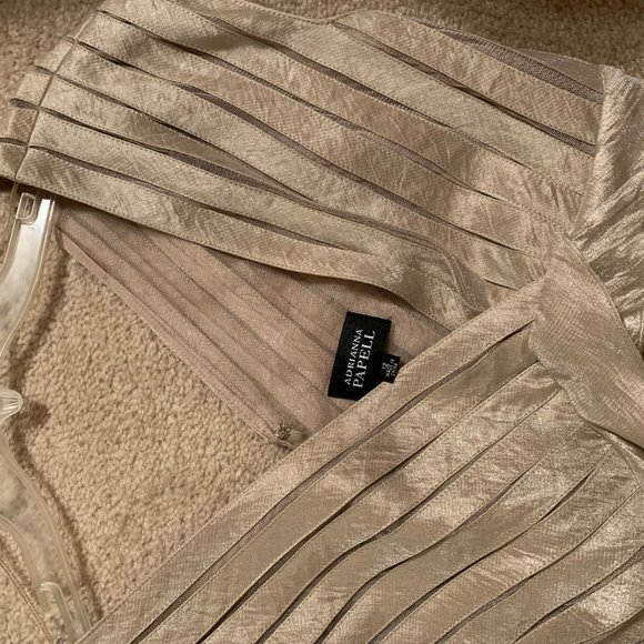 Adrianna Papell Dress Size 12 Gold Short - Picture 3 of 3